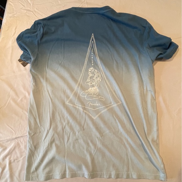 NWT Lucky Brand Fender Surf graphic T-shirt - Picture 3 of 7